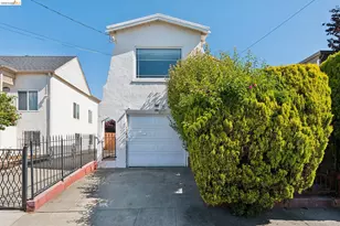 978 43rd St, Oakland, CA 94608 - Photo 2
