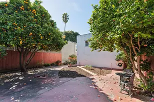 978 43rd St, Oakland, CA 94608 - Photo 42