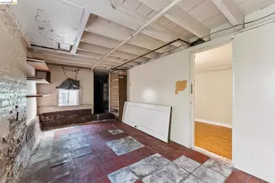 978 43rd St, Oakland, CA 94608 - Photo 36