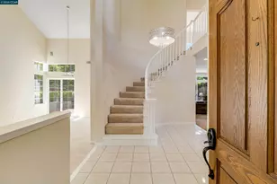 220 Valley Glen Ln, Martinez, CA 94553 - Photo 20