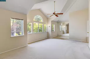 220 Valley Glen Ln, Martinez, CA 94553 - Photo 40