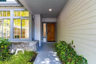 220 Valley Glen Ln, Martinez, CA 94553 - Photo 18