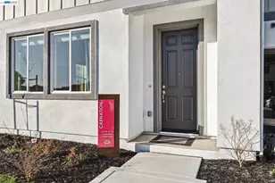 2417 Golden Wy, Fairfield, CA 94533 - Photo 2