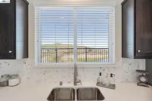 2417 Golden Wy, Fairfield, CA 94533 - Photo 10