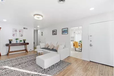 1382 Donna Street, Novato, CA 94947 - Photo 8