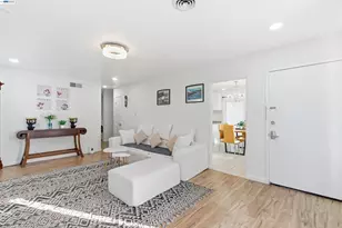 1382 Donna St, Novato, CA 94947 - Photo 8