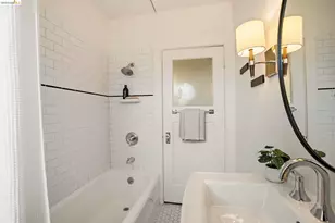 1655 38th St, Oakland, CA 94602 - Photo 24