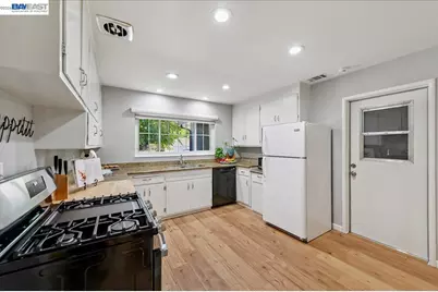 168 Albatross Avenue, Livermore, CA 94550 - Photo 14