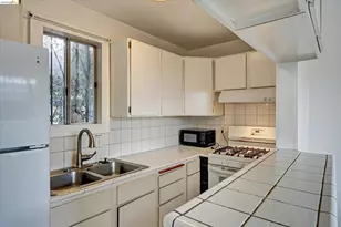 1437 56th Ave, Oakland, CA 94621 - Photo 38