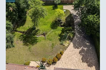 5305 Pine Hollow Rd, Concord, CA 94521 - Photo 6