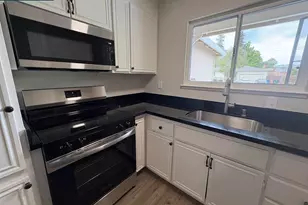 1708 Crestview Dr, Antioch, CA 94509 - Photo 10