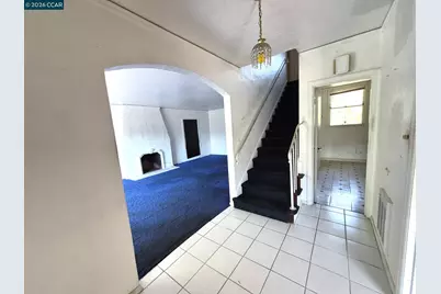 826 Carlston Ave, Oakland, CA 94610 - Photo 2