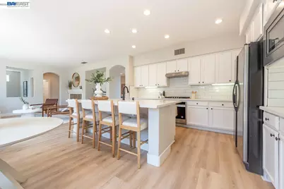2700 Spindrift Ct, Hayward, CA 94545 - Photo 26