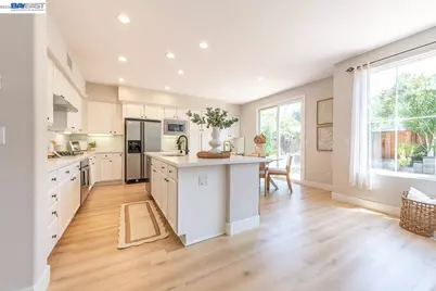 2700 Spindrift Ct, Hayward, CA 94545 - Photo 22