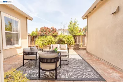 2700 Spindrift Ct, Hayward, CA 94545 - Photo 18
