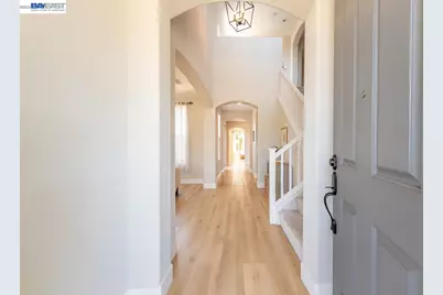 2700 Spindrift Ct, Hayward, CA 94545 - Photo 6