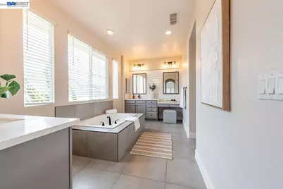2700 Spindrift Ct, Hayward, CA 94545 - Photo 60