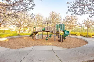2700 Spindrift Ct, Hayward, CA 94545 - Photo 76