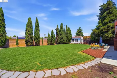 8123 Meadowlark Ct, Newark, CA 94560 - Photo 28