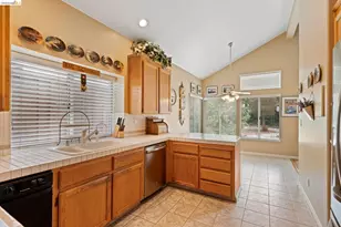 2433 Mimosa Way, Antioch, CA 94509 - Photo 28