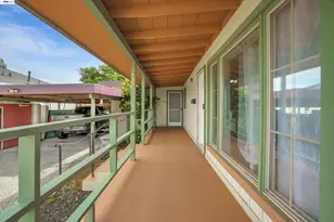 935 Second Ave, Pinole, CA 94564 - Photo 30
