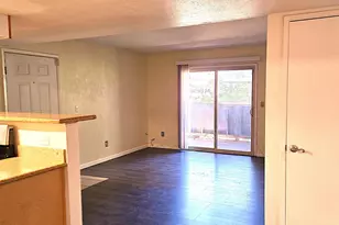 1241 Lakeview Cir, Pittsburg, CA 94565 - Photo 4