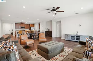 1798 St Croix Ct, Plumas Lake, CA 95961 - Photo 6