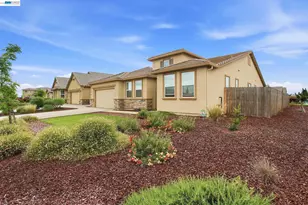 1798 St Croix Ct, Plumas Lake, CA 95961 - Photo 2