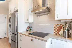 492 Staten Ave, Oakland, CA 94610 - Photo 16