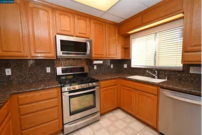 625 Winslow Street, Crockett, CA 94525 - Photo 14