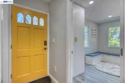 12017 Hillhurst Cir, Groveland, CA 95321 - Photo 2