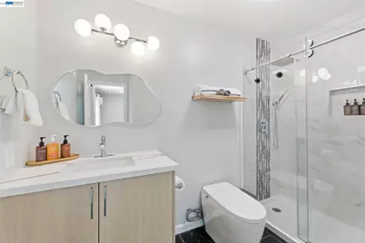 12017 Hillhurst Cir, Groveland, CA 95321 - Photo 24
