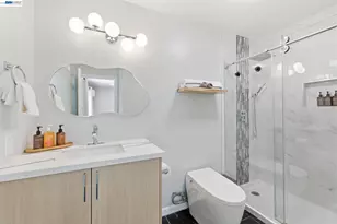12017 Hillhurst Cir, Groveland, CA 95321 - Photo 24