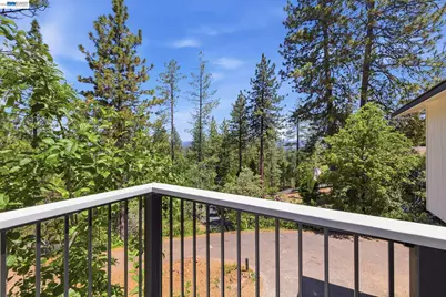 12017 Hillhurst Cir, Groveland, CA 95321 - Photo 28