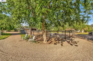 16546 Co Rd 87, Esparto, CA 95627 - Photo 52