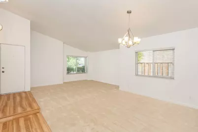 2802 Buttercup Ct, Antioch, CA 94531 - Photo 8