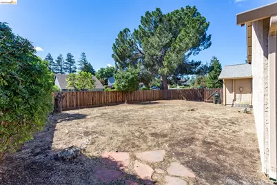 2802 Buttercup Ct, Antioch, CA 94531 - Photo 38