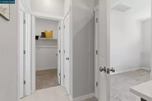 49 Funderburg Blvd, Mountain House, CA 95391 - Photo 32
