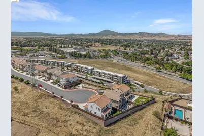 2754 Lily Ct, Antioch, CA 94531 - Photo 44