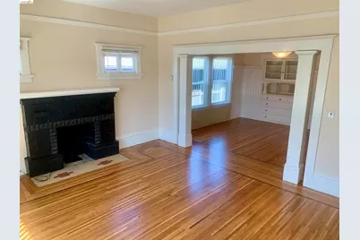 1028 61st St, Oakland, CA 94608 - Photo 4