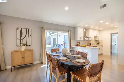 38475 Jacaranda Dr, Newark, CA 94560 - Photo 14