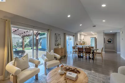 38475 Jacaranda Dr, Newark, CA 94560 - Photo 18