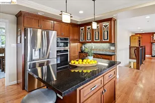 18100 De Souza Pl, Castro Valley, CA 94546 - Photo 12