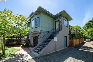 1908 Tenth St, Berkeley, CA 94710 - Photo 1