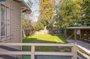 2596 MacArthur Blvd, Oakland, CA 94602 - Photo 32