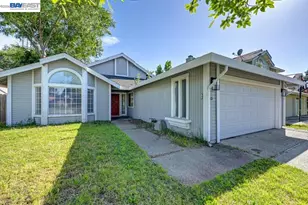 10 Fig Leaf Ct, Sacramento, CA 95838 - Photo 4
