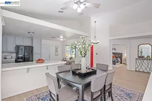 10 Fig Leaf Ct, Sacramento, CA 95838 - Photo 10