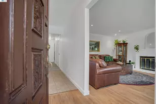 18419 Clifton Way, Castro Valley, CA 94546 - Photo 6