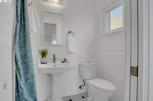 18419 Clifton Way, Castro Valley, CA 94546 - Photo 16