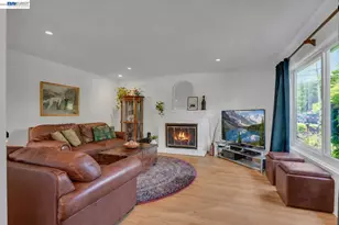 18419 Clifton Way, Castro Valley, CA 94546 - Photo 28